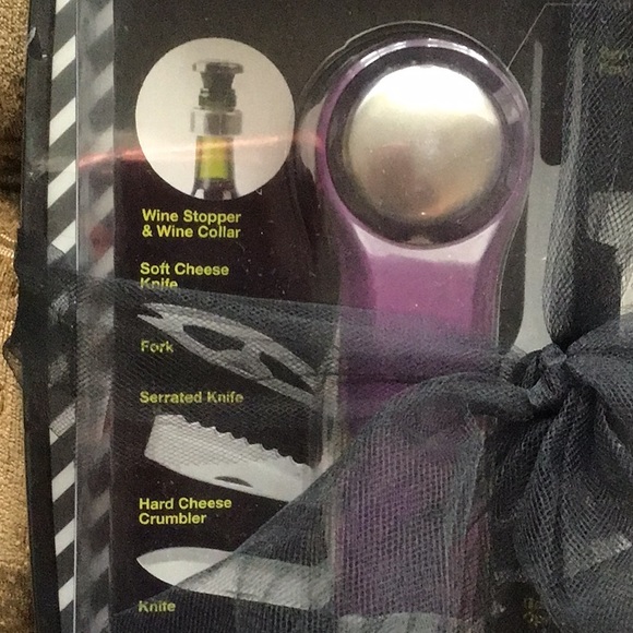 Gift Set🎁12 in 1 wine & cheese tool + cutting board - Picture 3 of 10